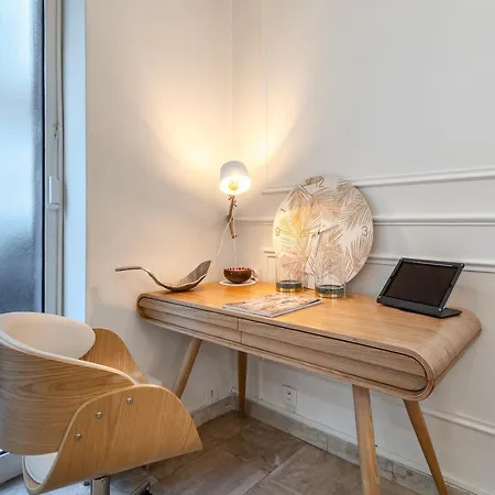 Romanctic Loft Near Eiffel Tower Apartman