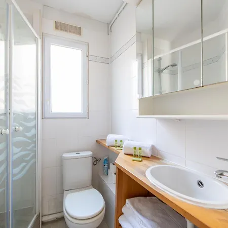 1 Bedroom Ideally Located Only 1 Minute To The Metro In Montmartre Neighbourhood 公寓 巴黎