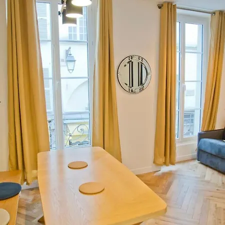 Appartement Fully Renovated Historic In Heart Mouffetard Parijs
