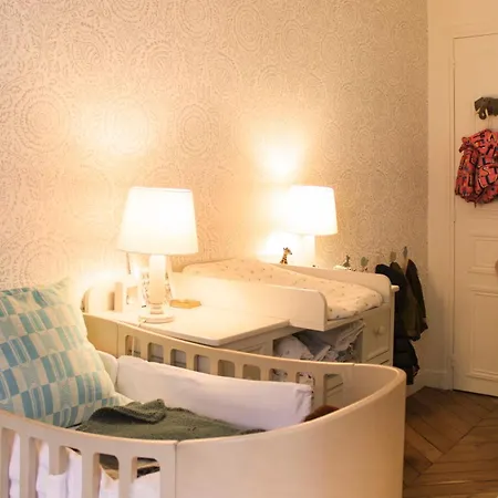 Apartamento Cozy Haussmanian Flat In The Heart Of París