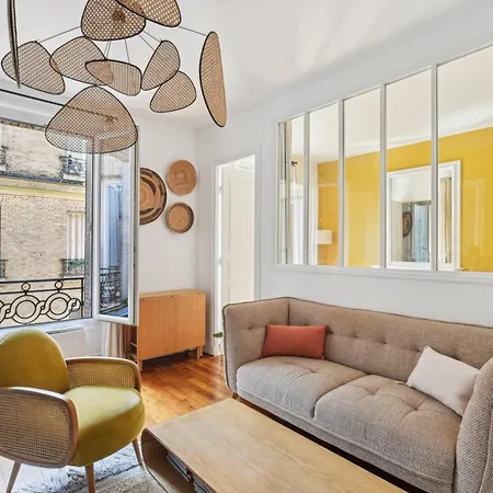 Evasion Parisienne Rue Saint Maur By Weekome Apartment