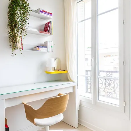 Daire Guestready - Sound Of Music In Beaugrenelle