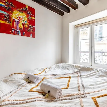 アパート Guestready - Exposed Beams Flat Near Le Marais