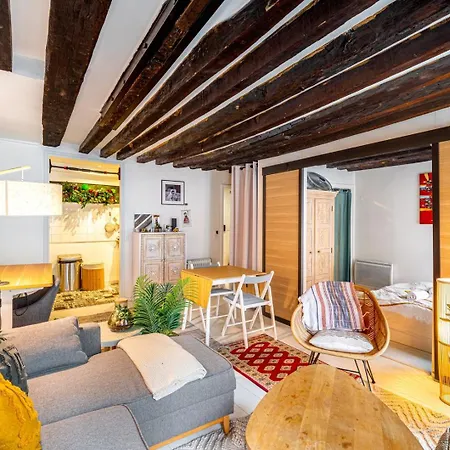 Guestready - Exposed Beams Flat Near Le Marais アパート パリ