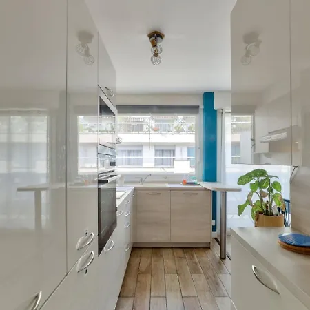 Moderne T2 Avec Balcon Proche Du Bois De Vincennes *