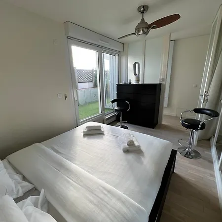 Duplex Terrasse Au Soleil 巴黎