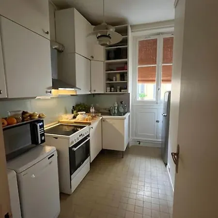 Apartment Superbe 75 M2 Deux 5 *
