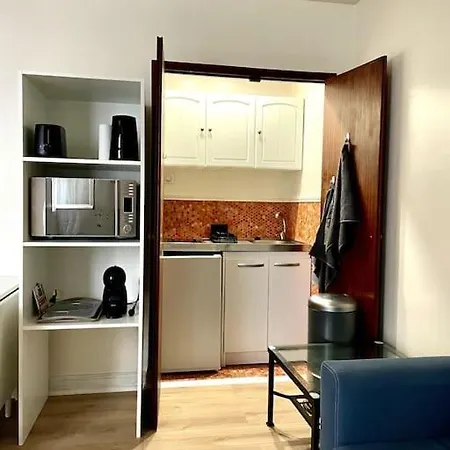 Anthony's Paris
