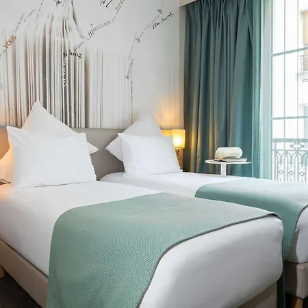 Mercure Montparnasse Raspail Hotel 4*
