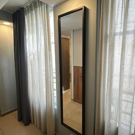 Inter-residences Aupres Multiresidence De L'elysee * Parigi