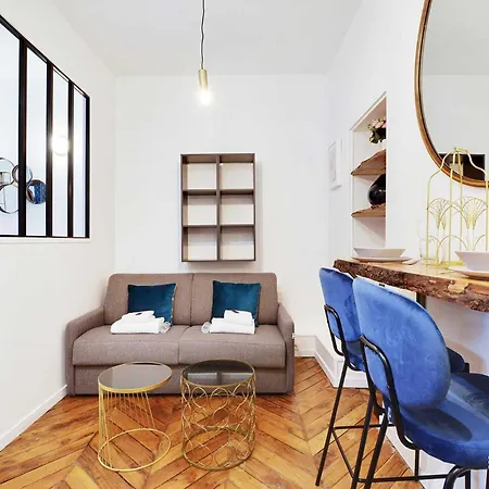 Apartment Chic Parisian Retreat Alexandre Dumas 2c Paris