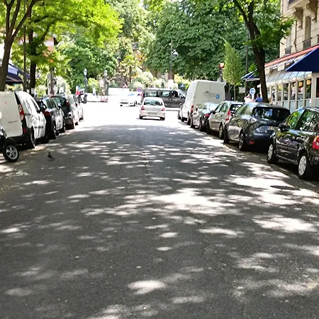 Buttes Chaumont Apartamento París