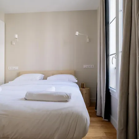 Stunning 1 Bedroom In Paris