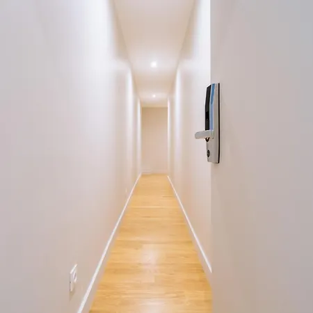 Stunning 1 Bedroom In Apartment Paris