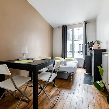 Pied-a-terre Near Bastille & Voltaire 11th * パリ