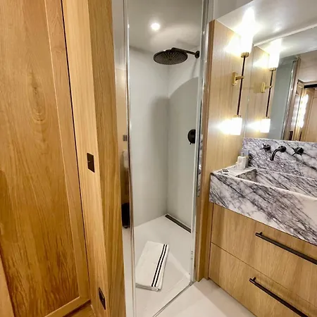 Apartamento Luxueux Appartement, Avec Terrasse Vue Champs-elysees