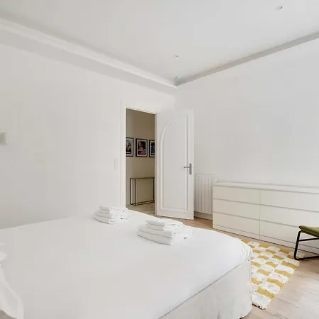 Chic Flat With Garden Terrace -4br-12p - Trocadero Apartment