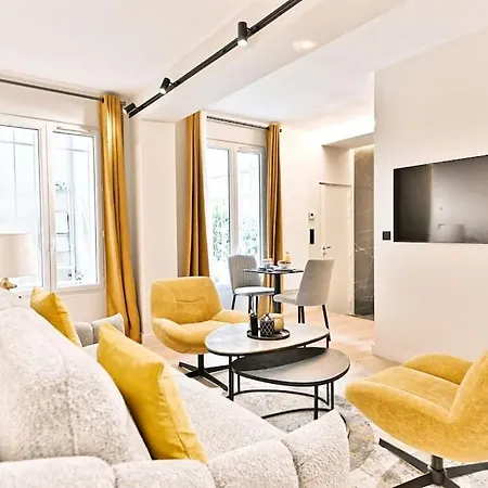 Apartment Magnifique #miromesnil #monceau #paris Paris