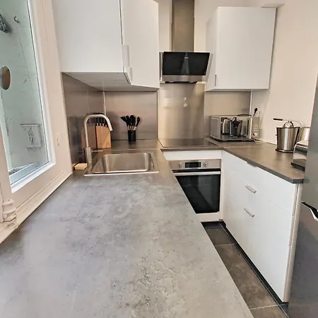 Apartment Amazing Refurbished Flat In V