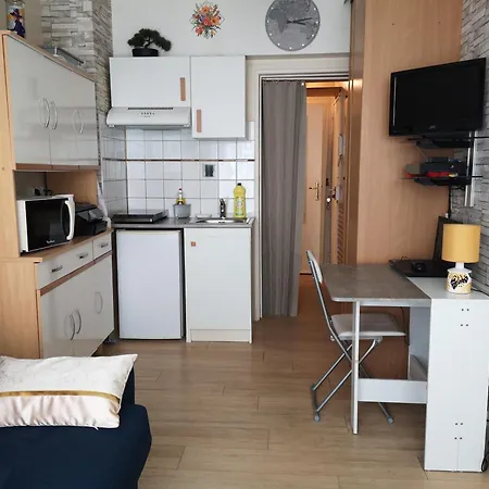 Studette Meublee, Ranelagh 16e 파리