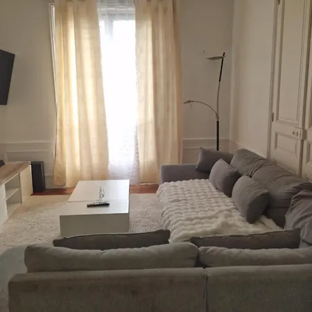 Cosy House Tour Eiffel *