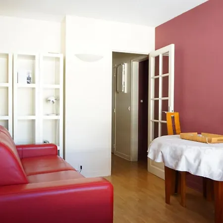 Apartment Rue De Longchamp - 16 Paris