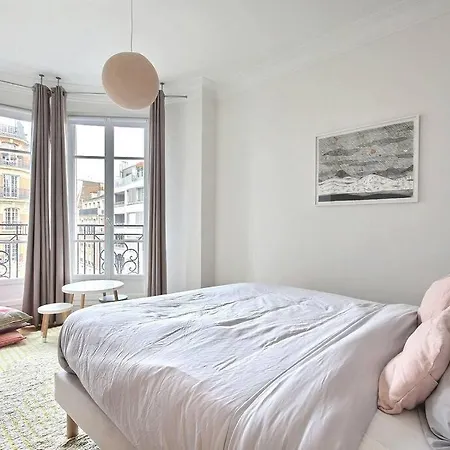 Gambetta Family Pad 公寓 *
