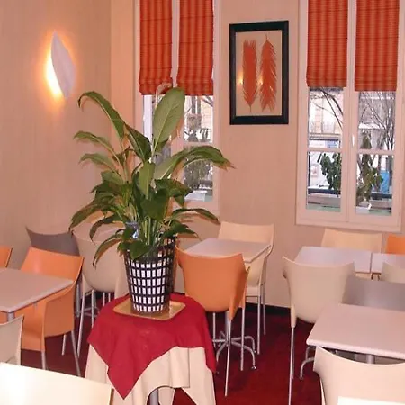Ibis Styles Eiffel Cambronne Paryż