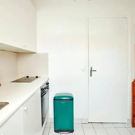 Bourgon Flat Apartment Paris