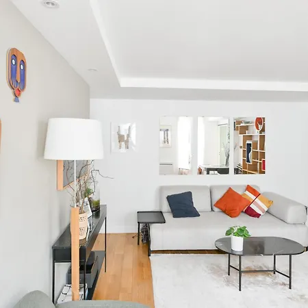Architect-designed In Le Marais District *