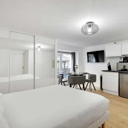 Lovely In The Heart Of Opera Apartment *