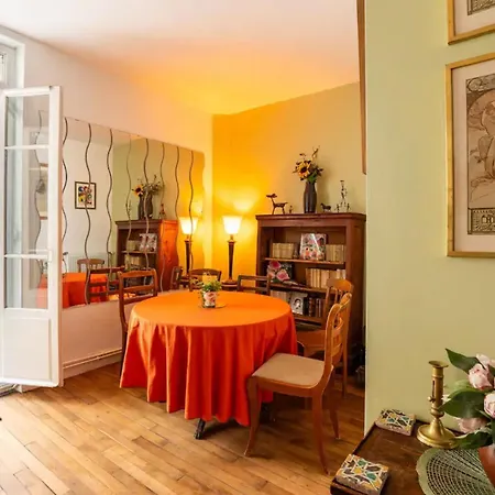 Apartamento Vintage 2bd With Patio In Montmartre París