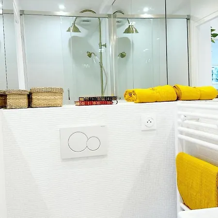 Petite Maison A La Tour Eiffel - Flat-guest باريس