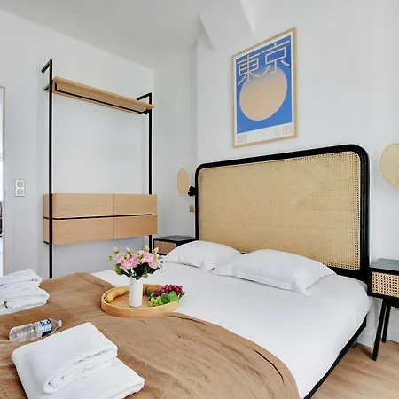 Spacious - 2br- 6p - Grandes-carrieres Apartamento