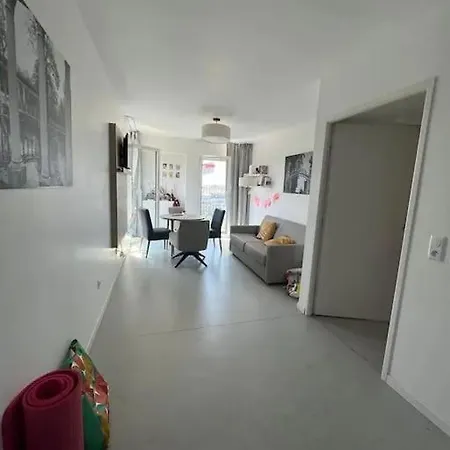 - Batignolles Апартаменты Париж