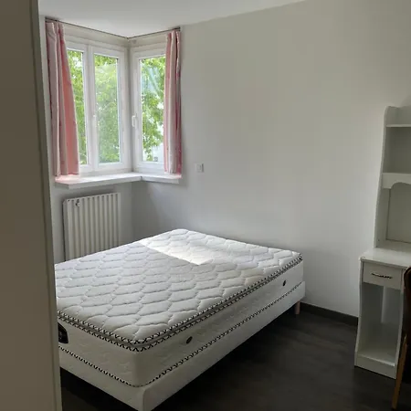 Lumineux Et Spacieux Dans Apartment