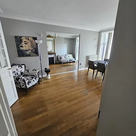 Daire Luxury In 7th District With Tour Eiffel View