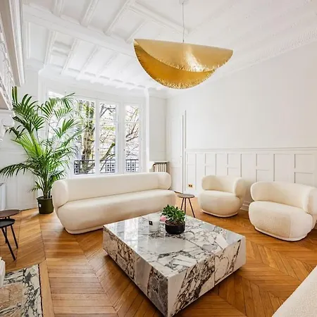 Amazing # 5bedrooms #paris 16 #trocadero Paris