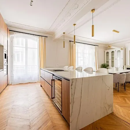 Amazing # 5bedrooms #paris 16 #trocadero Apartment *