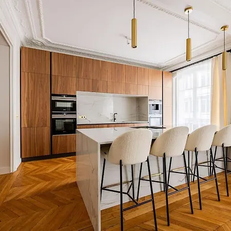 Amazing # 5bedrooms #paris 16 #trocadero Apartment Paris