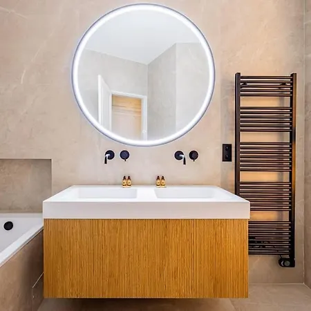 Amazing # 5bedrooms #paris 16 #trocadero Apartment *