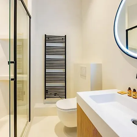 Amazing # 5bedrooms #paris 16 #trocadero Apartment Paris