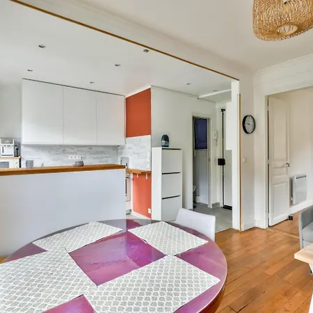 Charmant T2 Proche De La Place D'italie Apartamento