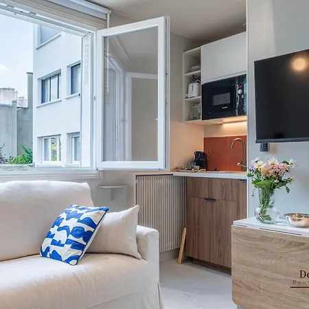 De Montescal- Montparnasse With Ac 11 To 14m2 In A Prime Location *