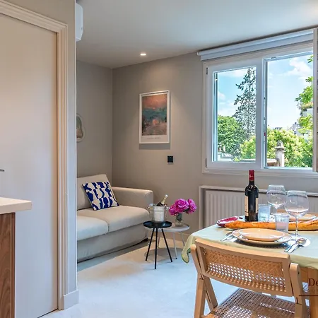Apartament De Montescal- Montparnasse With Ac 11 To 14m2 In A Prime Location *
