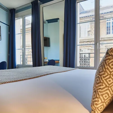 Hotel De Neuve By Happyculture