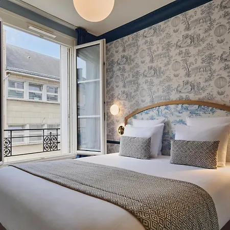 Hotel De Neuve By Happyculture 3*