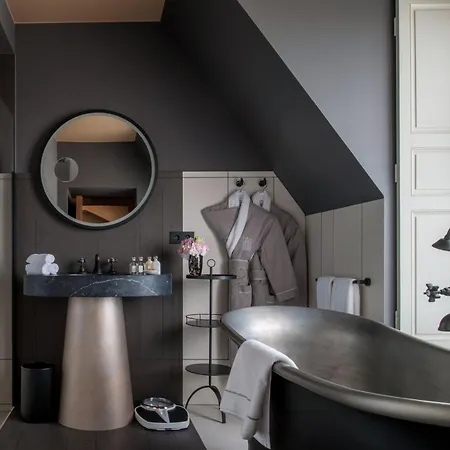 Cour Des Vosges - Evok Collection Hotel 5*