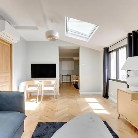 Appartement Pick A Flat's In Montmartre - Rue Lepic *