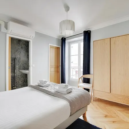 Pick A Flat's In Montmartre - Rue Lepic Appartement Parijs